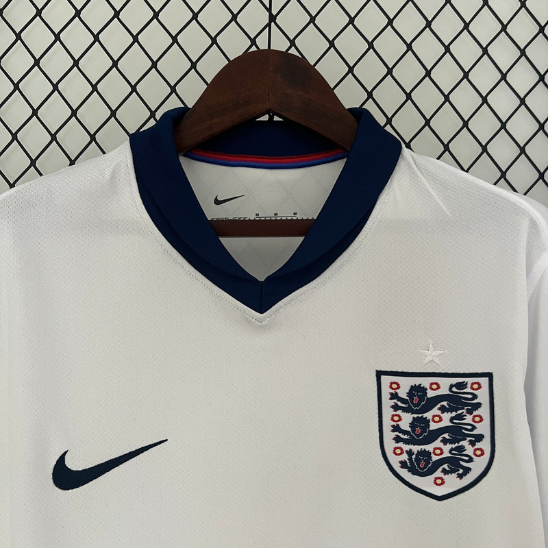 CAMISA LANÇAMENTO DA SELEÇÃO DA INGLATERRA 2024 BRANCO